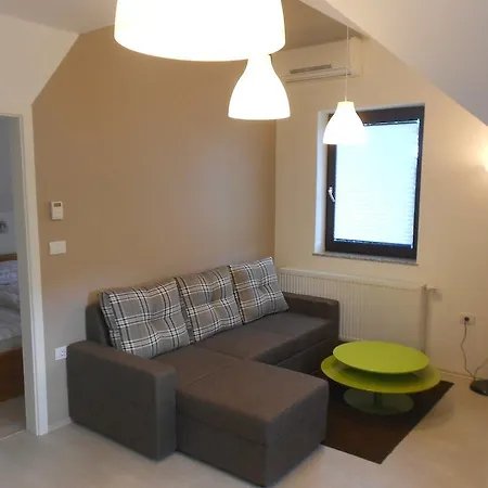 Apartma Knap *